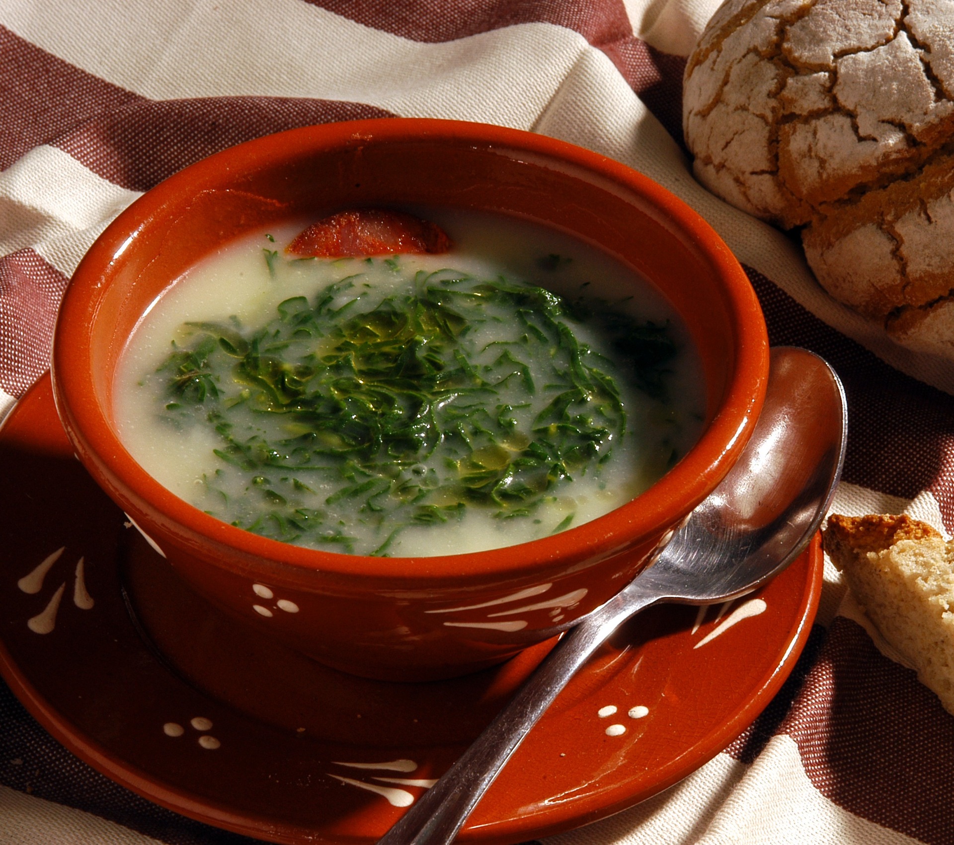 Caldo Verde, Minhos traditionella kålsoppa. Foto: Portugal Green Walks